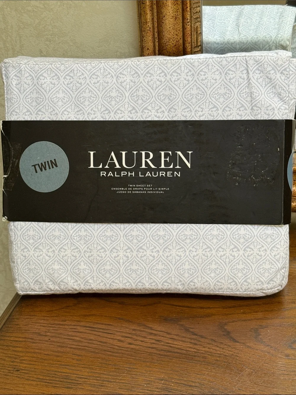 Lauren Ralph Lauren Twin Sheet Set - White with Light Gray Medallion 100% Cotton
